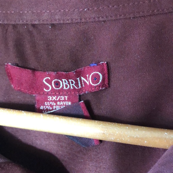 Shirt 5/$10.00 if bundled - Picture 3 of 3